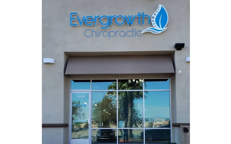 front of evergrowth chiropractic las vegas